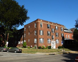 370 S Highland Ave in Pittsburgh, PA - Building Photo - Building Photo