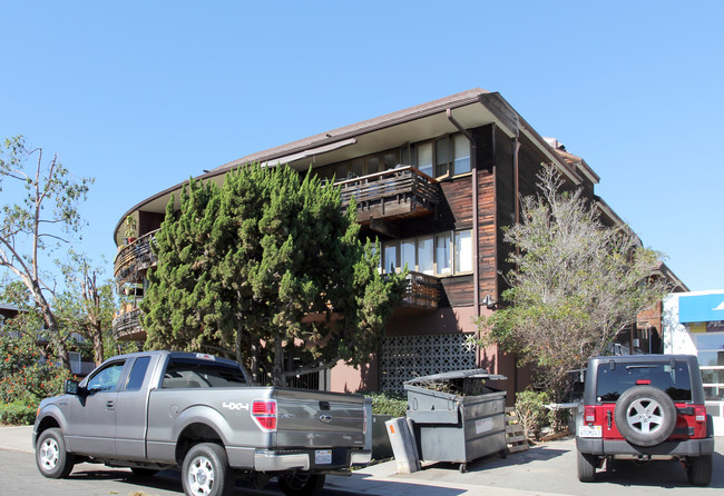 Imperial House in San Diego, CA - Foto de edificio - Building Photo