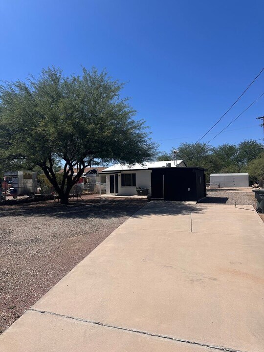4918 S 17th Ave in Tucson, AZ - Building Photo