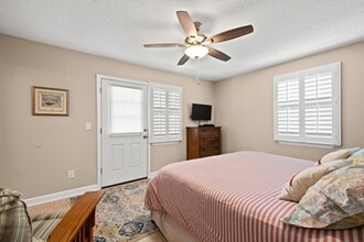 407 16th Ave S in Jacksonville Beach, FL - Building Photo - Building Photo