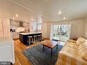 7801 Archbold Terrace in Cabin John, MD - Building Photo - Building Photo