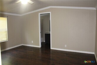 1297 Hidden Fawn in Canyon Lake, TX - Foto de edificio - Building Photo