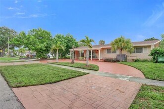 6210 NE 21st Rd in Fort Lauderdale, FL - Building Photo - Building Photo