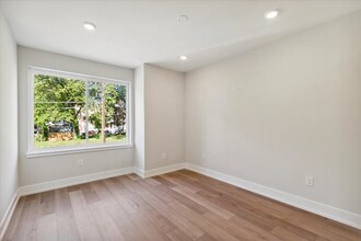 2215 N 7th St in Philadelphia, PA - Building Photo - Building Photo