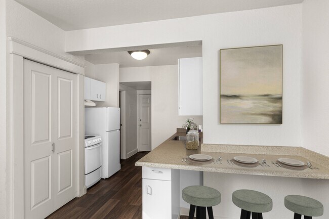 Zindorf Apartments in Seattle, WA - Building Photo - Building Photo