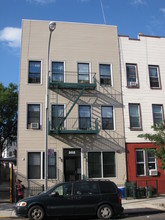 202 Wilson Ave in Brooklyn, NY - Building Photo - Building Photo