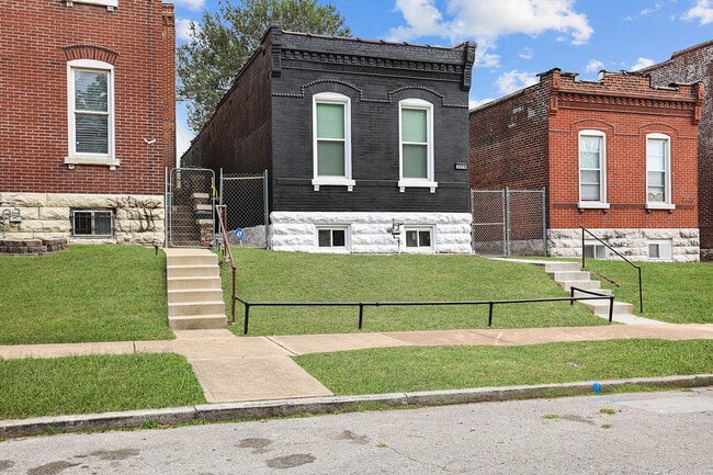 3828 Wisconsin Ave in St. Louis, MO - Building Photo - Building Photo