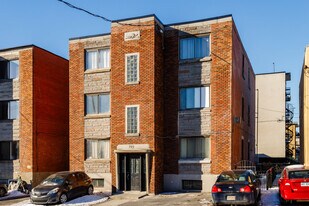 703 25E Av in Lachine, QC - Building Photo