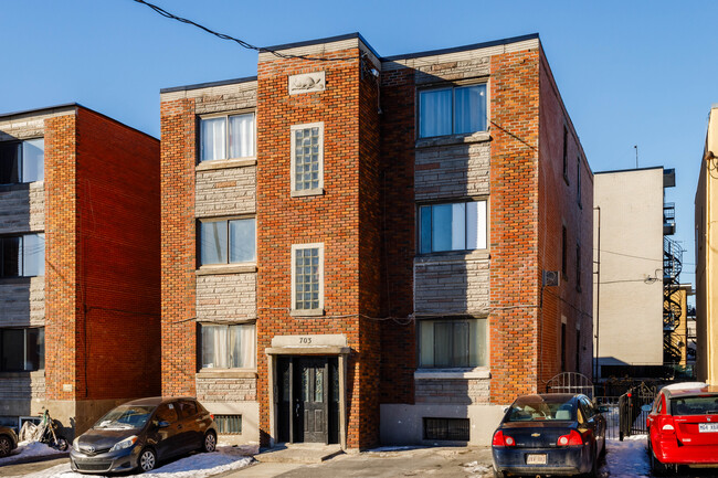 703 25E Av in Lachine, QC - Building Photo - Primary Photo