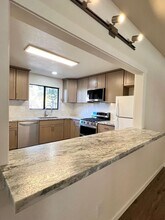3721 Aspen Ave in South Lake Tahoe, CA - Foto de edificio - Building Photo