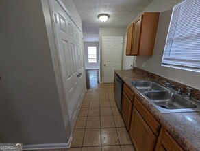 614 Waynes Ct SE in Atlanta, GA - Building Photo - Building Photo