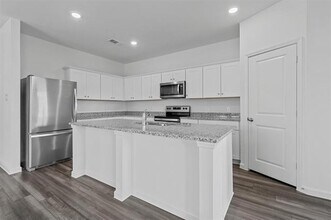 1808 Pueblo St in Forney, TX - Building Photo - Building Photo