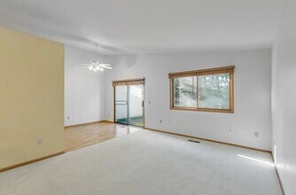4301 Clemson Cir in Eagan, MN - Building Photo - Building Photo