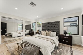 1835 S Crescent Heights Blvd in Los Angeles, CA - Building Photo - Building Photo