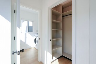 1307 Maltman Ave in Los Angeles, CA - Building Photo - Building Photo