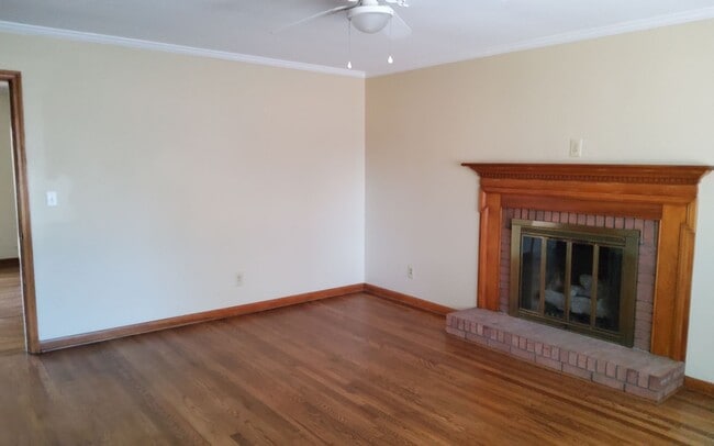 5442 Oakland Dr in Sumter, SC - Building Photo - Building Photo