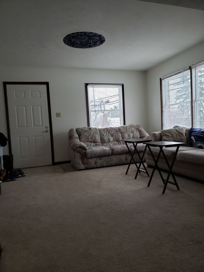 512 S Fraser St in State College, PA - Building Photo - Building Photo