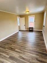 308 S Rogers St in Clarksville, AR - Building Photo - Building Photo