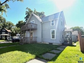 425 S Prairie Ave in Sioux Falls, SD - Building Photo - Building Photo
