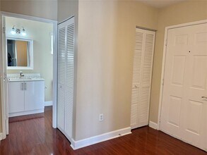 4748 NW 114th Ave in Doral, FL - Building Photo - Building Photo