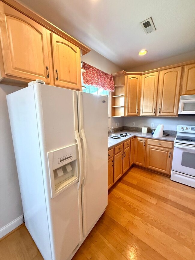 246 Sheliah Ct in Blacksburg, VA - Building Photo - Building Photo