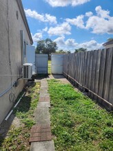 1821 NW 184th St in Miami Gardens, FL - Building Photo - Building Photo