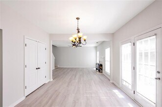 436 Crestmont Ln in Canton, GA - Building Photo - Building Photo