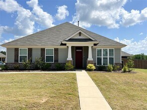 901 Hedgefield Way in Prattville, AL - Building Photo - Building Photo