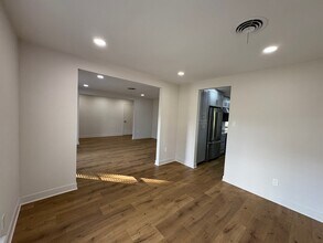 5822 Yarwell Dr in Houston, TX - Building Photo - Building Photo