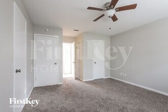 36 W Bigelow Oak Ct in The Woodlands, TX - Building Photo - Building Photo