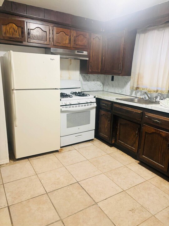 89 Manila Ave in Staten Island, NY - Building Photo