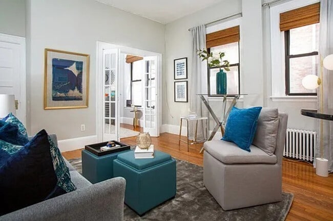 property at 386 Commonwealth Ave