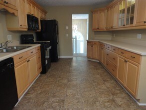1335 Timber Walk Dr in Loganville, GA - Building Photo - Building Photo