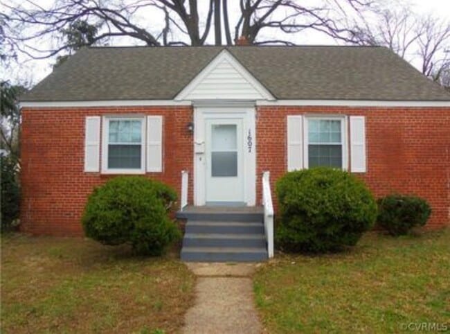 property at 1607 Minefee St
