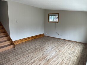 307 Cardinal Cres, Unit 307 in Monona, WI - Building Photo - Building Photo