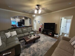 3332 Travis Cole Ave in College Station, TX - Building Photo - Building Photo