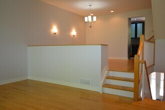 11 Oak Park Private in Ottawa, ON - Building Photo - Building Photo