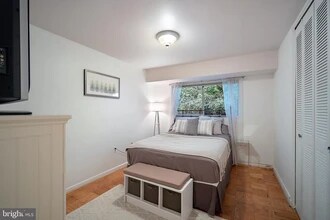 10684 Weymouth St, Unit 103 in Bethesda, MD - Building Photo - Building Photo