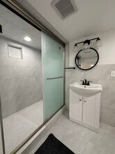 2152 N Kostner Ave in Chicago, IL - Building Photo - Building Photo