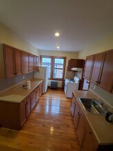 39-48-48 65th St in Queens, NY - Building Photo - Building Photo