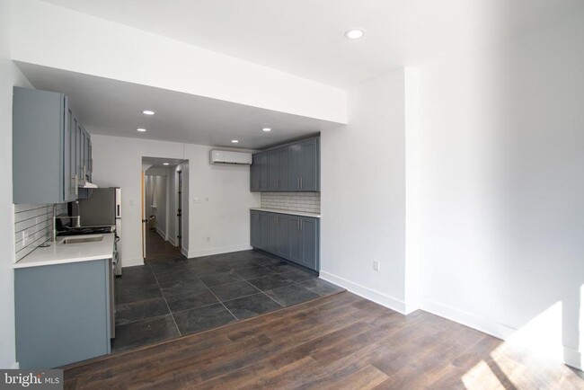 1413 Lombard St in Philadelphia, PA - Building Photo - Building Photo