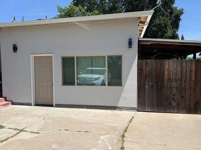 property at 5590 Illinois Ave