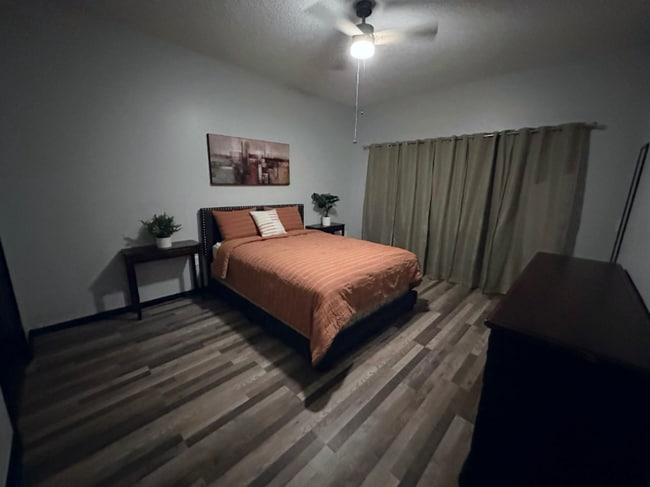 property at 1806 Superior Ct