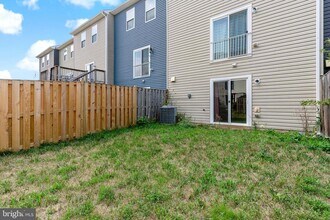 162 Magellan Dr in Martinsburg, WV - Building Photo - Building Photo