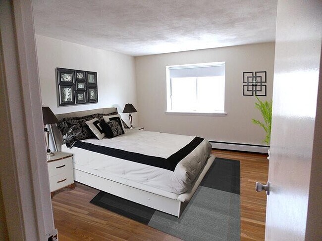 116 Dustin St, Unit 1 in Boston, MA - Building Photo - Building Photo