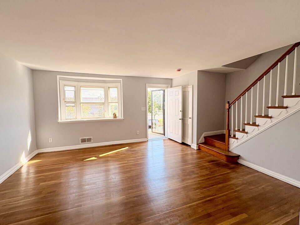 5448 Addington Rd in Baltimore, MD - Building Photo