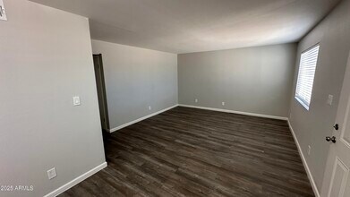 17847 N 40th St in Phoenix, AZ - Building Photo - Building Photo