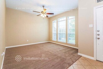 2218 Summer Brook Dr in Weatherford, TX - Building Photo - Building Photo
