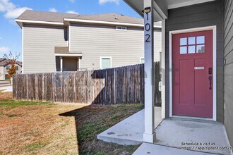 13827 Enzo Gate in San Antonio, TX - Building Photo - Building Photo