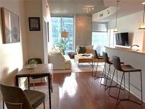 855 Peachtree St NE in Atlanta, GA - Foto de edificio - Building Photo